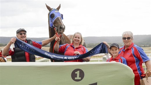 Sir Franklin brings Davies' family together for special Randwick day