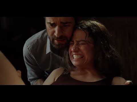 False Positive (2021): Lucy gives birth to twins with complications