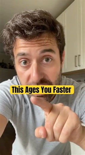 Your Snooze Button Is a Trap #health #antiaging #morningroutine