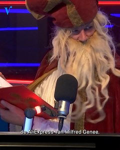 Daar werd aan de studiodeur geklopt door Sinterklaas Rob Scheepers! 🚪 De oude baas kwam Tim, Rick, Niels en Florentien eens goed uit de zak geven. 😂 | Radio Veronica
