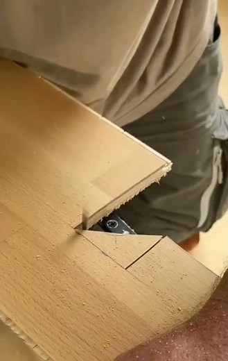 Parkett verlegen/ Kabel/ Tips/ Silikon/ Vinyl/ tools/ Handwerk/ Kleber/ Laminat/ Dehnungsfuge/ Ölen