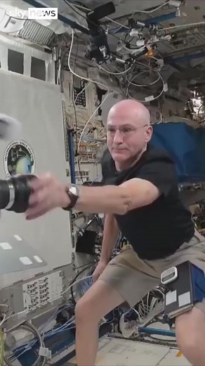 Donald Pettit captures spinning shot using lack of gravity on the #Astronaut #foryou, #trends, #viral, #camera #foryoupage #InternationalSpaceStation #fyps, #fyp, #virals, | LocalLife