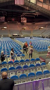 It means the WORLD 🌎 to me to get to meet my fans!! I hope you all are excited for a great show!! | JoJo Siwa