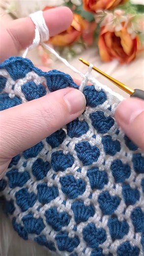 This pattern for purse 👛,bag, and blanket #crochetpurse #crochetbag #örgü#amigurumi #crochetfashion