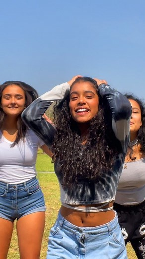 mis niñas bonitas 4/5♥️ @fabiana_valcarcel_ @mayacha.md