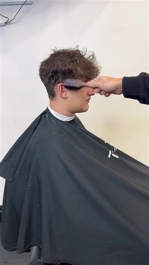 Transform Your Look with a Fresh Haircut