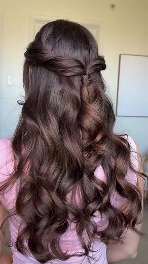 Get Perfect Prom Curls with 1 Inch Seraphil Curling Wand from Instyler