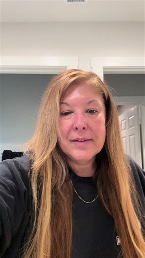 Some fav skincare prep products of 2025. There are so many great products out there, but these are the ones that I grab for every week. @Sunday Riley @Peach & Lily @loréal paris usa @ILIA Beauty @Tatcha US @Point of View Beauty @Glow Recipe @INNBEAUTY PROJECT @medicube global #hny #2025skincare #matureskin #happynewyear #matureskincare