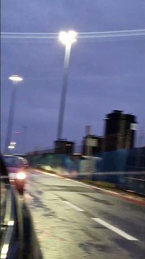 Luton Airport Express Drop Off Zone