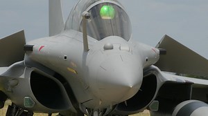 5 points pour tout savoir sur le Rafale après la collision qui a coûté la vie à deux pilotes