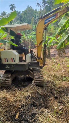 Next-Level Excavator Skills! 🚜🔥