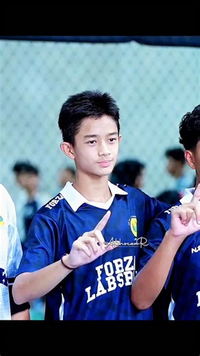 SMP Labschool Jakarta Futsal ⚽️ . #smpstory #anakfutsal #cowokfutsal #futsalplayer | Abu Zar