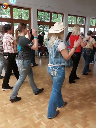CLOSER ❤️ Linedance with Lilly Hollnsteiner / 2. Catalan Weekend der White Eagles #linedance #dance