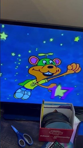 Sesame Street Hero Guy Counting 1 to 20 In Space (2006)