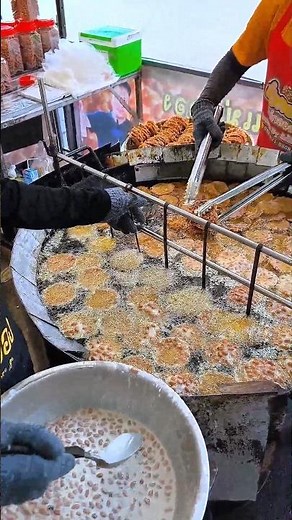 ขนมไทยโบราณคนไทยชอบ ต่างชาติก็ชื่นชอบ😋 Traditional Thai desserts