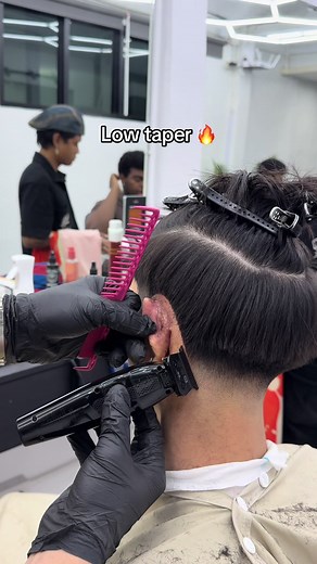Low Taper Blowout Fringe Haircut – Textured Top Style