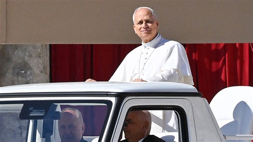 Ferrari, Chrysler, Buick and Ford. Popes have been seen with these cars