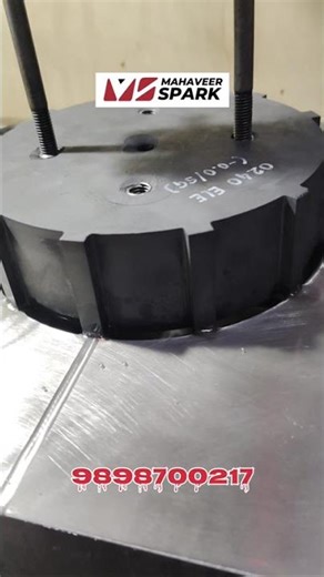 EDM spark erosion machine job work Graphite electrode 1 cavity plastic mould #edm #spark #ytshorts