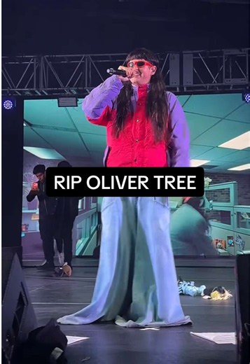 rip oliver tree (1993-2026) 📸 via @Truchaman and @Abdi | olive tree