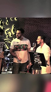 The audio of #ZaraKhan & Tanishk Bagchis amazing mixtape is now live on reels! Create your own reels on this audio using #TSeriesMixtapeRewind and don't forget to tag us in them. Tune in now! 🎧 #FirstOn Amazon Prime Music India: https://amzn.to/3B7uw0U 📽️ Live on YouTube/TSeries: https://bit.ly/MixtapeRewindSeason3-Ep9 #AmazonMusicMixtapeRewind #BhushanKumar T-Series Mixtape #TSeriesMixtape Ahmed Khan #SahasMalhotra Abhijit Vaghani Shaira Khan Paperdoll Entertainment Productions #MixtapeWednes