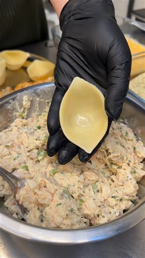 Seafood Stuffed Shells! Waves of flavor in every bite 🐟🐚 | Chefclub Network