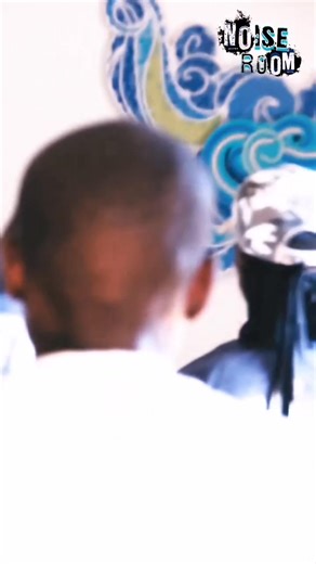 Let's keep streaming and sharing the song, something is brewing before we get to the next chapter. 🔥🔥 🔗: https://ffm.to/papii-chvlo-the-chulo-pack Prod. Tehtection Beats 📸: NoiseRoom #road2chulomode #HypeMagazine #khona #fyp | Papii Chvlo