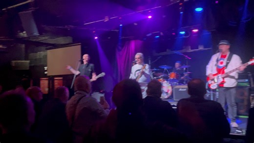 Fantastic gig at Slay in Glasgow last night with The Chords UK. Brilliant crowd in full voice. We’re doing it again tonight at Voodoo Rooms in Edinburgh. Don’t miss it ! | The Circles Official