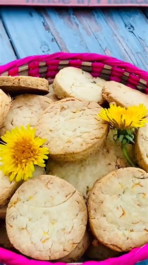How to Make Dandelion Shortbread Cookies Simple and Easy