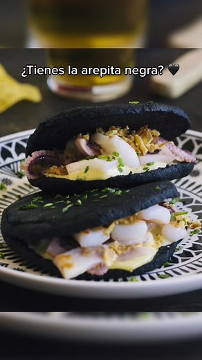 RESULTADOS INCREÍBLES 200.000 testimonios como respaldo ⭐️ Crema Aclarante Zamia 🍃 Nuestra efectiva crema aclarante es de uso nocturno. Debes aplicarla en la noche masajeando la zona afectada hasta que la crema se absorba y a la mañana siguiente removerla con abundante agua. Resaltando que nuestro tratamiento exclusivo cuenta con ácido kójico como uno de los mejores ingredientes activos para el tratamiento profesional en manchas indeseadas. 💚Atención rápida escríbenos al directo #fypシ #crema #