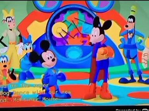 Mickey mouse clubhouse super adventure Mickey's adventures in wonderland hot dog movie theater 🍿🥤
