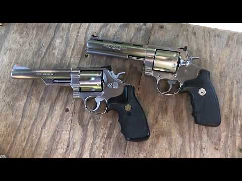 Smith & Wesson VS Colt - 44 Magnum