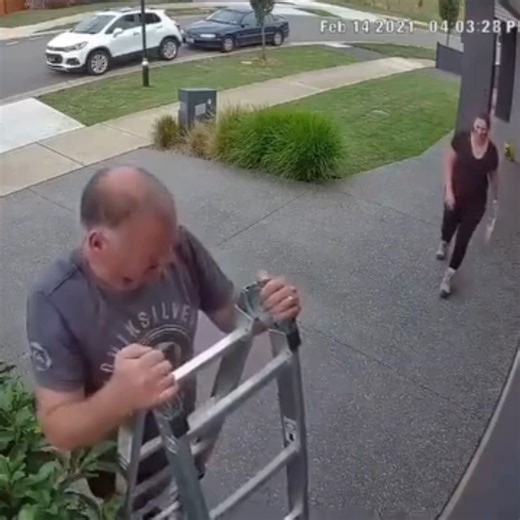 Safety Fails on Instagram: "This is WHY You Listen to Warnings – Unlocked Ladder Sends Man Straight to the Ground😳 @safetyfails1 - Let’s Increase Workplace Safety #construction #construção #construccion #contractor #excavator #accident #accidents #construction #construção #safety #safetyfirst #maintenace #oil #oilchange #slip #laddersafety #risk #risky #firesafety #training #fails #eletrical #hardhat #PPE #fire #crane #cpr #cranefails #welding #warehouse #ladder #excavator #fails"