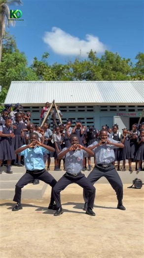 Danse pour la Côte d'Ivoire : Notre performance avant le départ 🇨🇮