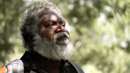 NT elders fear Aboriginal languages are being lost, as communities band together to help save them