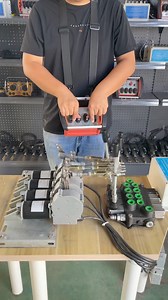 1.7M views · 6.5K reactions | The wireless remote controller of crane can be used for crane, folding arm crane, hydraulic mechanical equipment,Remote control distance of 500 meters, good micro-motion, waterproof level. #crane#cranetruck#fassi#palfinger#hiab#unic#effer#xcmg#sany#zoomlion | Crane remote control | Facebook