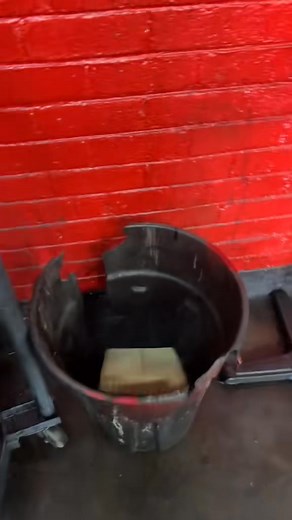 The heart of engineering is problem solving Strive for perfection in everything you do. Take the best that exists and make it better 🇿🇼🛠️🛠️ | Hubert's Mobile Workshop D4D specialist