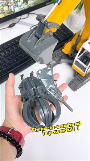 Ruko 1561 Excavator Fun Cleaning Challenge! #ruko #rcrobot #excavator #ruko #1561 #foryou