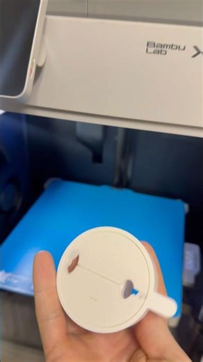 3D Prints That Just Make Sense | MagSafe Desk Mount #3Dprinted #asmr #3dprint #iphone #satisfying