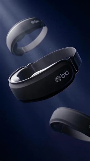 Master your sleep with Bía. By using real-time neurofeedback Bía helps calm a racing mind and optimize deep sleep. Bía Sleep is backed by sleep experts and built on 40 years of neuroscience. Features a 100% blackout design, eye pockets, and a sunrise smart alarm. Bía is designed to push your rest and recovery to the next level so you can wake up stronger and sharper than ever before. Order Bía Sleep today and receive a free lifetime subscription. | Bia Neuroscience