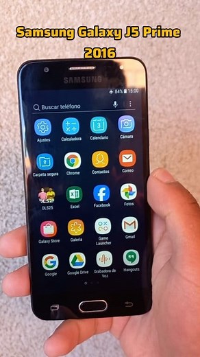 Samsung Galaxy J5 Prime – Qué tiempos… Lanzado en octubre de 2016, fue el favorito de muchos. Con su diseño metálico, lector de huellas y cámara de 13 MP, era todo un lujo en su época. 🔹 Pantalla de 5″ 🔹 2 GB de RAM 🔹 Android 6 actualizable a 8 🔹 Batería de 2400 mAh Aún recuerdo cuando este modelo era el sueño de muchos. #Samsung #nostalgia #android #SerieJ | Ivan Tecnologia