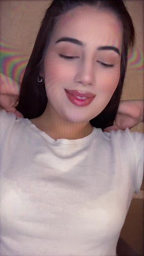 Hand Movements Tutorial: Enhance Your Expressions