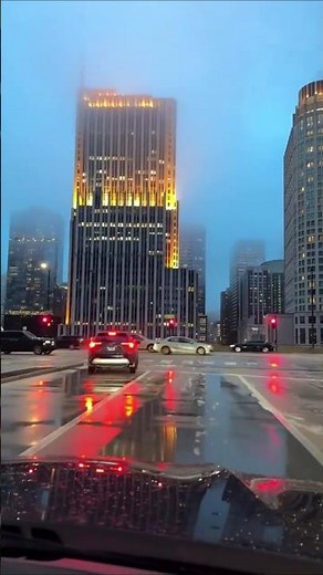 Chicago ♥️ the dream city rain drive 🌧️ let me show you the magic of the Windy City in rain ☔️🤍