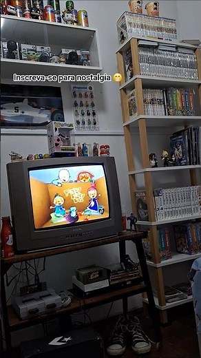Pinky Dinky Doo na TV CRT #desenhos #desenhosanimados #cartoon #aesthetic #nostalgia #90s #2000s