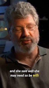 A survivor recounts the harrowing experience of surviving a plane crash with minor injuries, while grappling with the loss of the young man who aided his breathing. The captain urgently radios ground control, revealing the grim reality of 23 individuals still trapped aboard the burning aircraft. #planecrash #survivorstory #heroicact #emergencyrescue #tragicloss #captain'scall #burningaircraft #AviationIncident #aviationsafety #SpiritAirlines #usa #JFKAirport #planecrash #ViralMoments #Israel #us