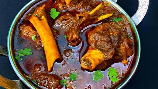 Hyderabadi Mutton Curry Recipe | How to make Mutton Curry | Hyderabadi Spicy Mutton Curry Recipe . Ingredients we need to make Hyderabadi Spicy Mutton Curry Recipe. Mutton - 1kg Ginger - 1 Large Garlic - 12 pcs Green Chillies - 5 Onions - 6 Tomatoes - 2 Curd - 1 Cup Salt - 1 1/2 tsp Turmeric Powder - 1tsp Red Chilli Powder - 2 tsp Coriander Powder - 3 tsp Whole Red Chilly - 2 Javitri/ Mace - 1 Blackpepper - 1tsp Cloves - Half Tsp Black Cardamom/ Badi Elaechi - 2 Green Cardamom - 2 Cinnamon - 1 O
