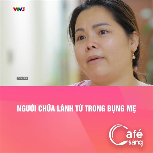 Chữa bệnh cho bào thai ngay khi còn trong bụng mẹ là một kỹ thuật can thiệp bào thai tiên tiến nhất, xuất hiện lần đầu tiên ở Việt Nam vào năm 2019 tại Bệnh viện Phụ sản Hà Nội, đã mang đến sự sống khỏe mạnh cho nhiều em bé bị thiểu ối, truyền máu song thai… nếu không có kỹ thuật này, em bé có thể bị sinh non, chết lưu, hoặc bị dị tật khi sinh ra. ------------------------------ Chương trình "Café sáng - Thưởng thức cuộc sống" được phát sóng lúc 6h30 hằng ngày trên kênh VTV3. Mời quý vị cùng đón 
