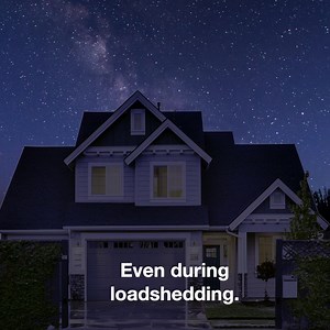 When friends and family come visiting, it makes a really Nice to welcome them through a smoothly sliding gate that you control without leaving your home. Effortless remote control is just one advantage of the Nice Drive range of sliding gate operators. The Drive600 and 1000 are battery independent. This means that, unlike other makes of gate motors, these models don’t use the battery to transmit mains power to the motor. They can therefore operate even without a battery. And when loadshedding st
