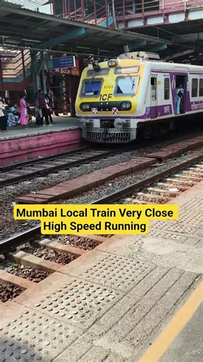 Mumbai Local Train Very close High Speed Running #mumbai #train #indianrailways #localtrain