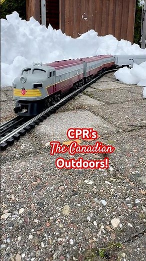 Williams Trains, CPR’s The Canadian on Gargraves Track Outdoors #ogaugetrains #ogauge #modeltrains