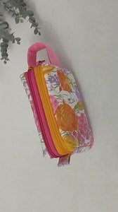 10K views · 116 reactions | Double Zipper Pouch #fbreels #diycraft #diyprojects #handmade #handmadecrafts #sew #viral #trending #upcycle #craft | DIY Cheng | Facebook